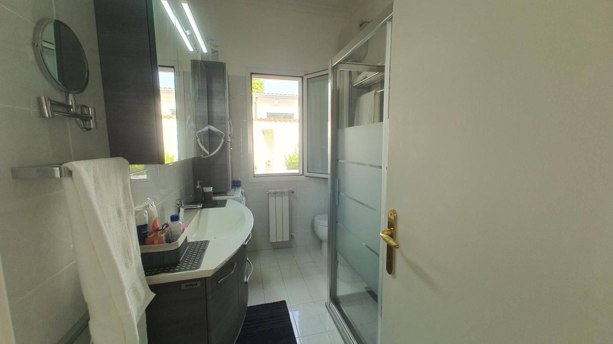 Lilli Urban Garden - Private Garden And Reserved Free Parking In Detached House Surrounded By The Greenery Of *