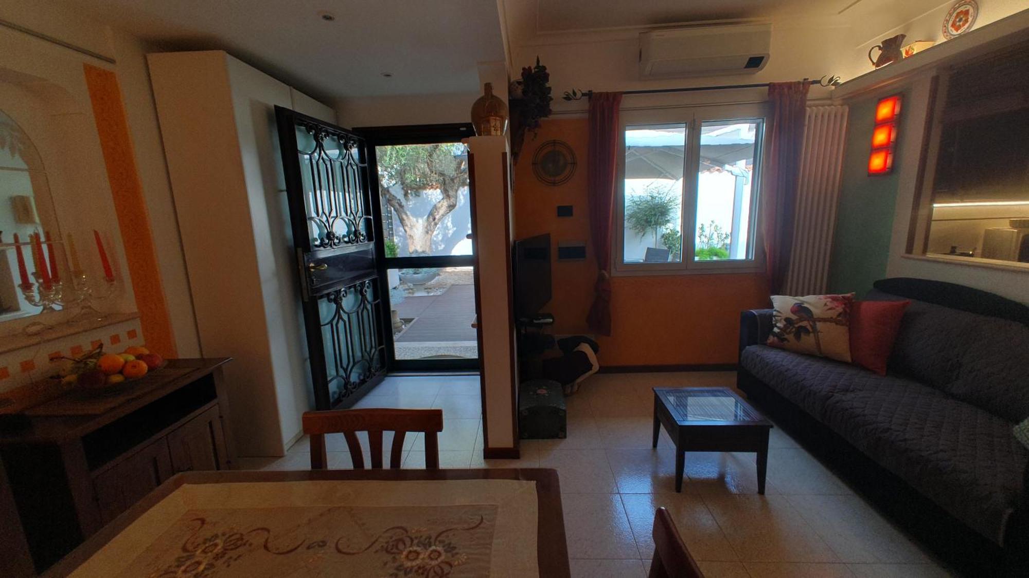 Appartamento Lilli Urban Garden - Private Garden And Reserved Free Parking In Detached House Surrounded By The Greenery Of *