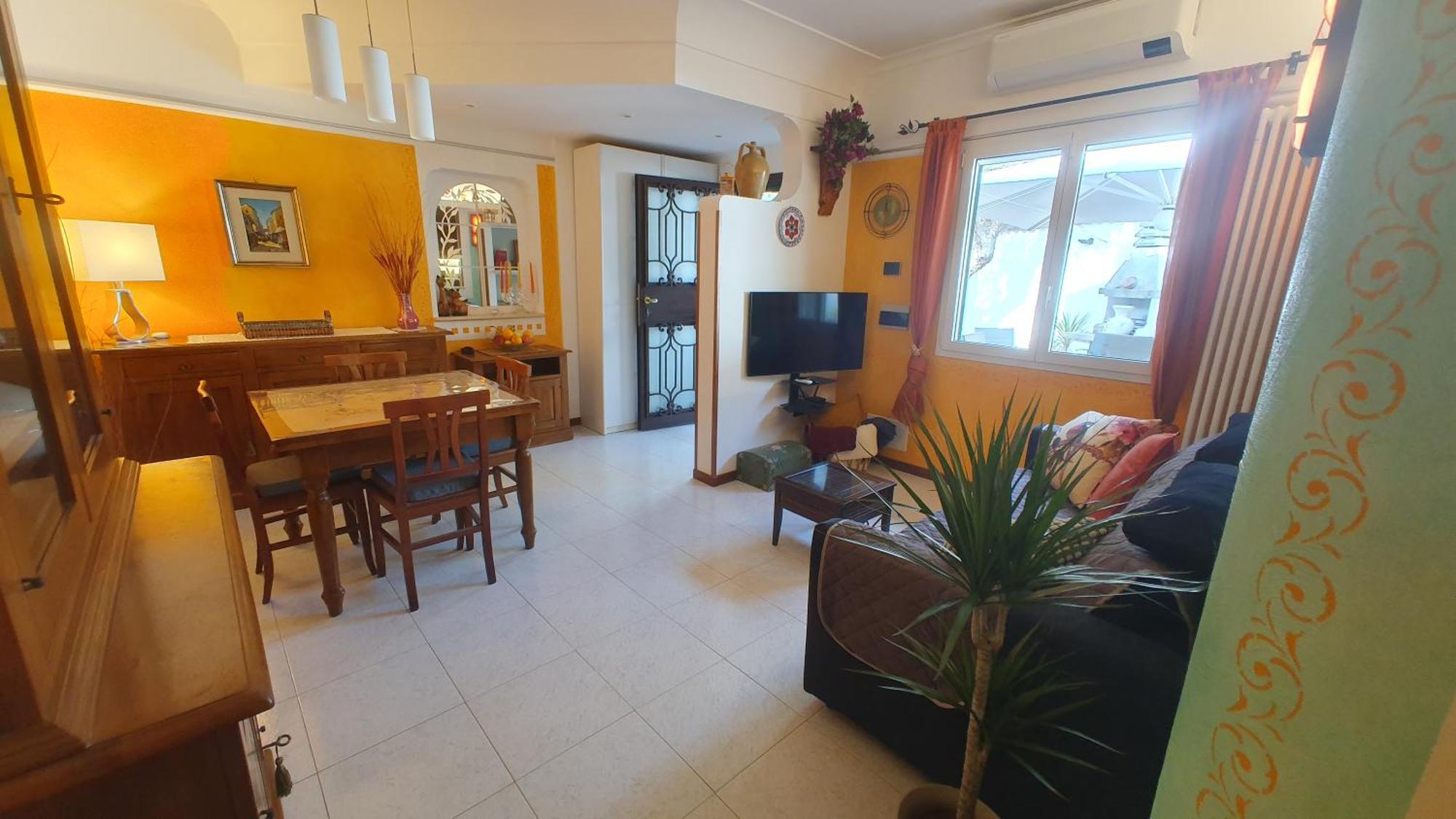 Appartamento Lilli Urban Garden - Private Garden And Reserved Free Parking In Detached House Surrounded By The Greenery Of Roma