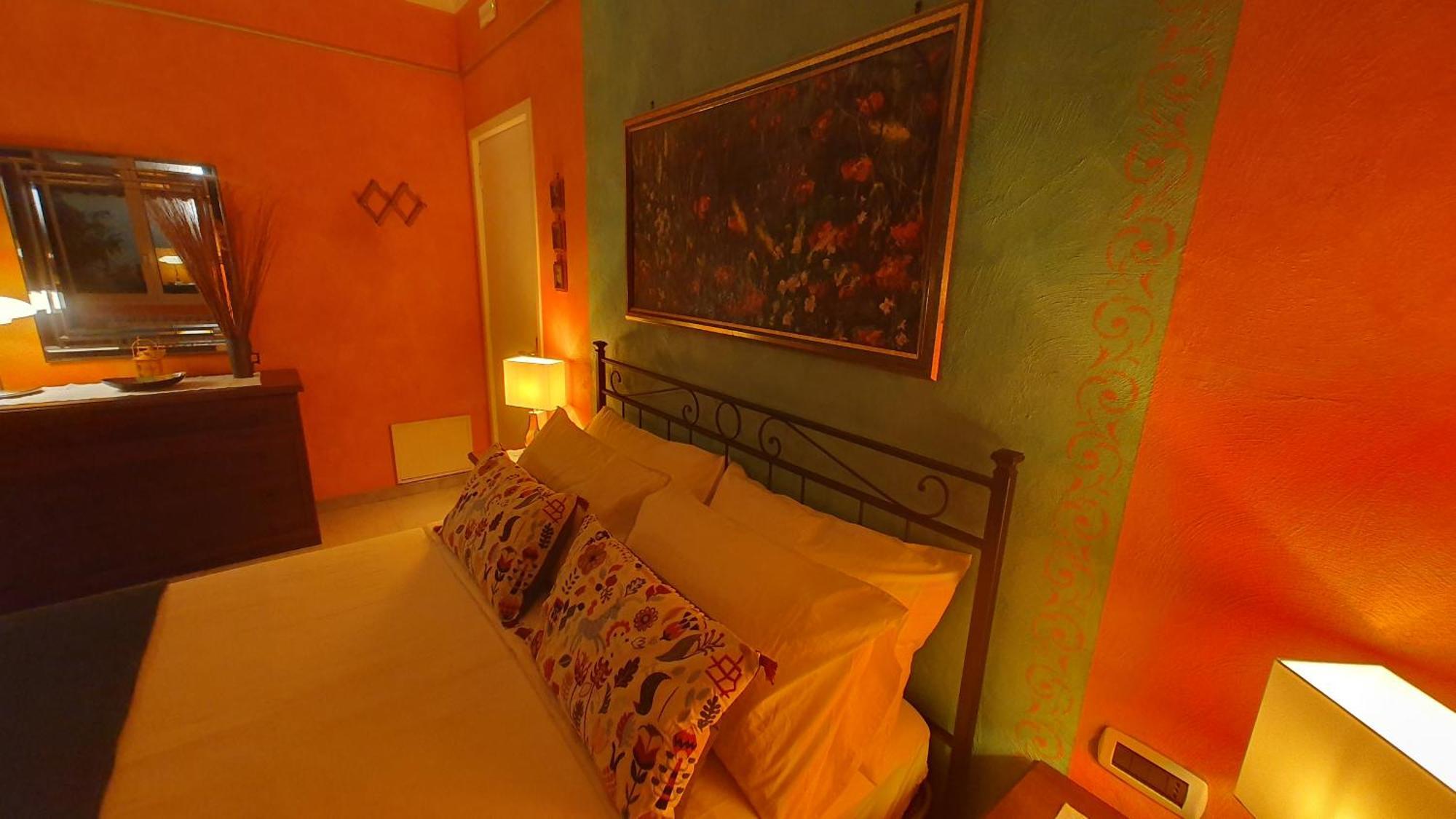 Appartamento Lilli Urban Garden - Private Garden And Reserved Free Parking In Detached House Surrounded By The Greenery Of