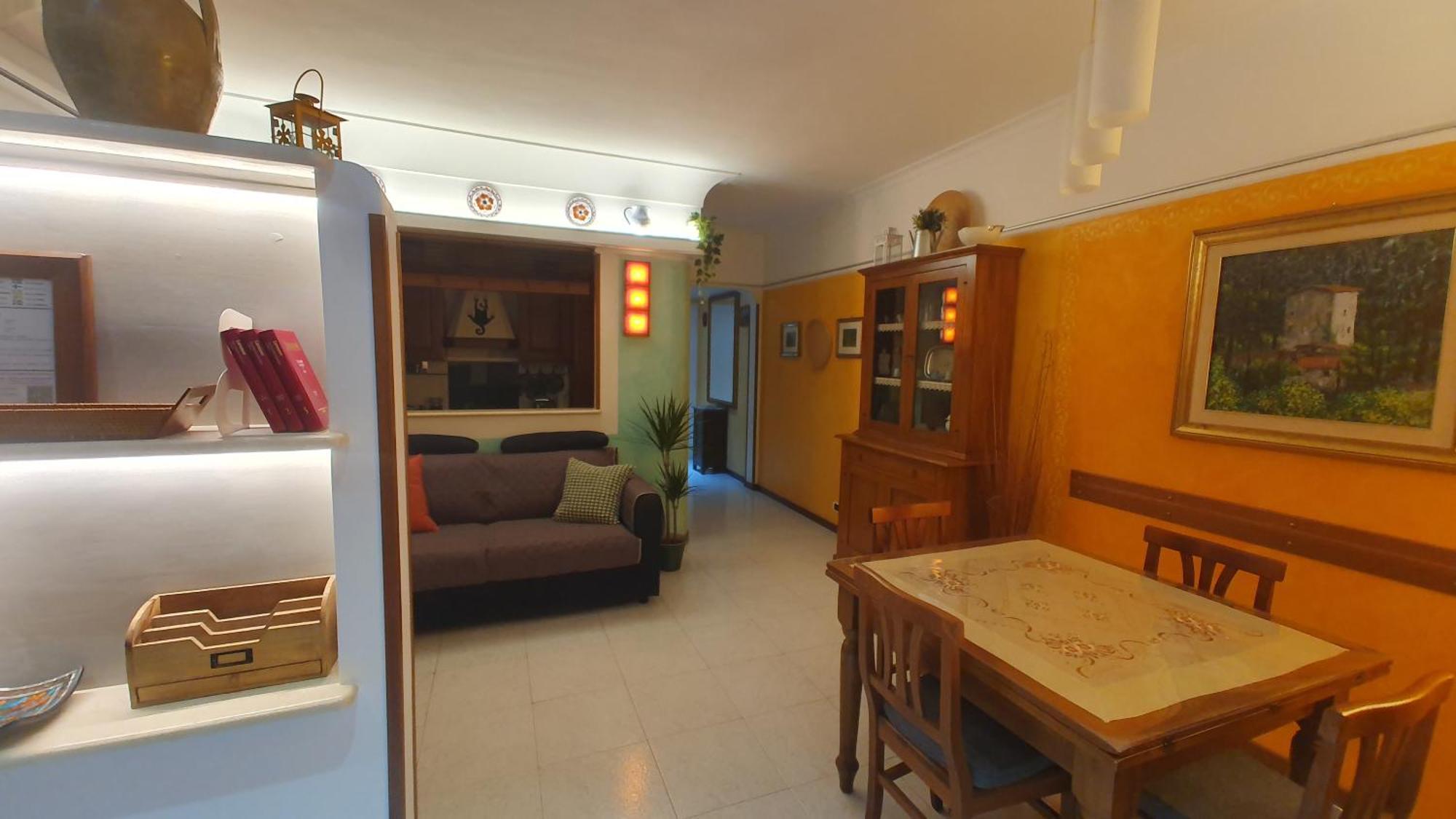 Lilli Urban Garden - Private Garden And Reserved Free Parking In Detached House Surrounded By The Greenery Of Appartamento