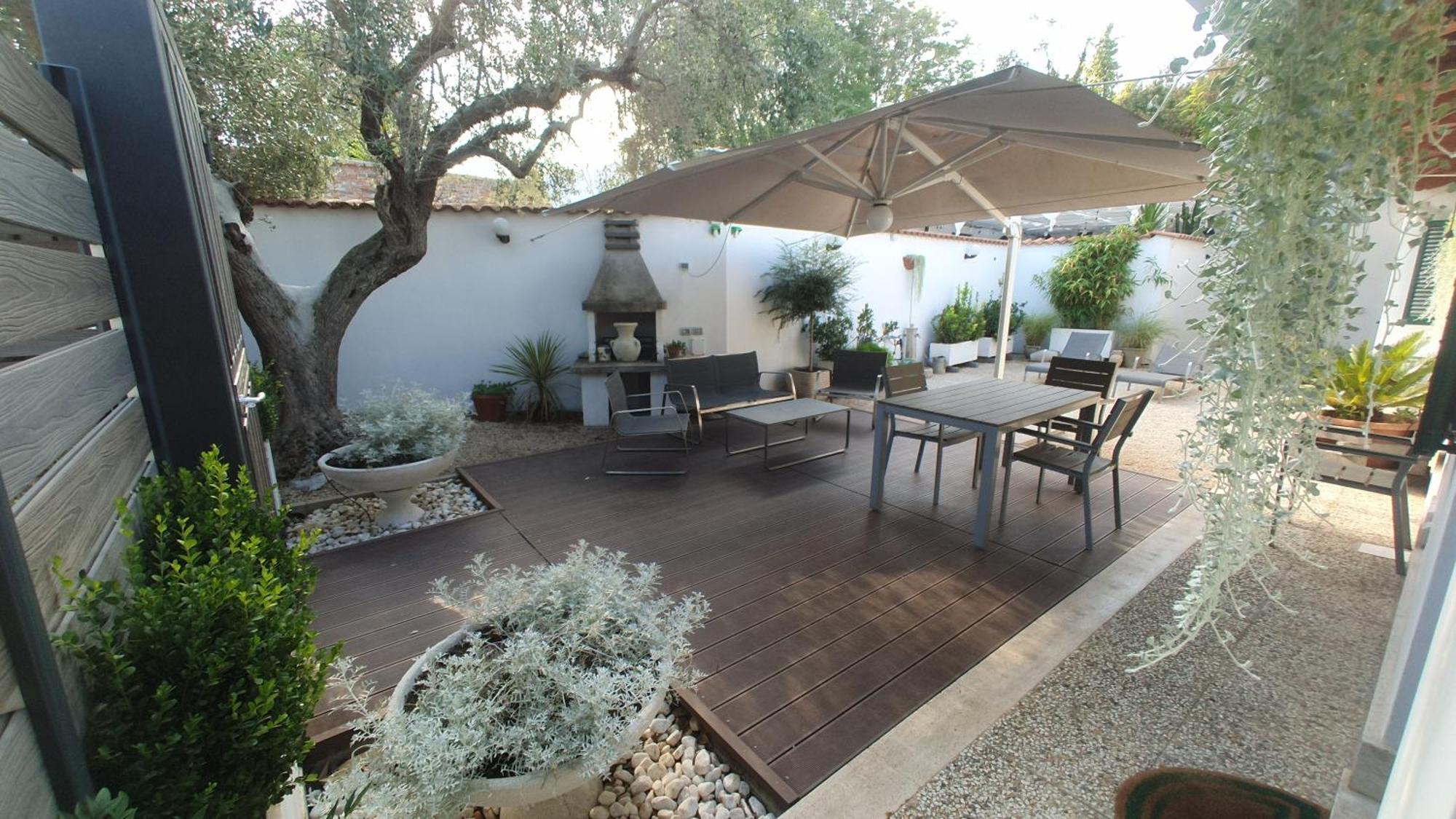 Lilli Urban Garden - Private Garden And Reserved Free Parking In Detached House Surrounded By The Greenery Of Appartamento *