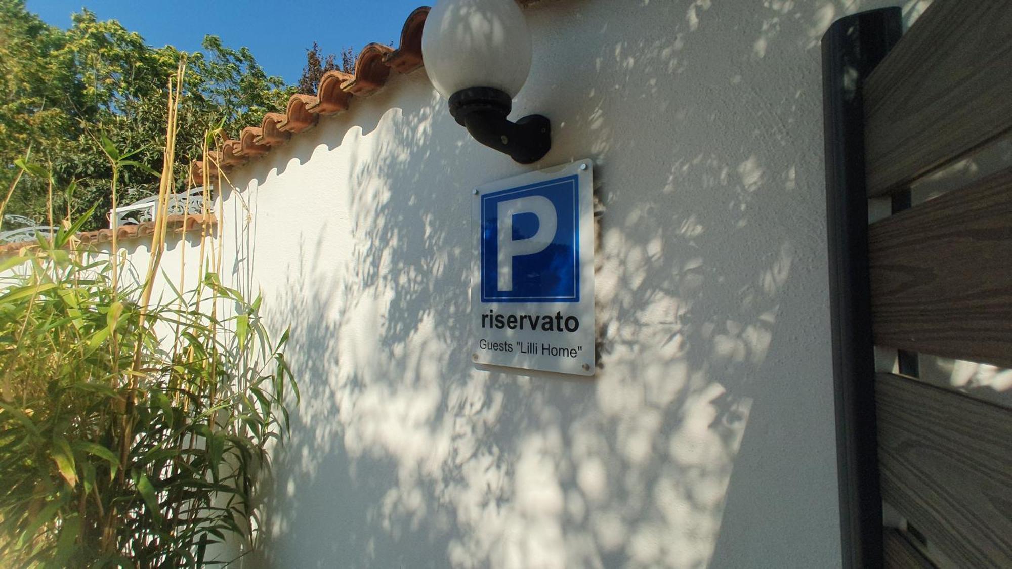 Lilli Urban Garden - Private Garden And Reserved Free Parking In Detached House Surrounded By The Greenery Of Roma