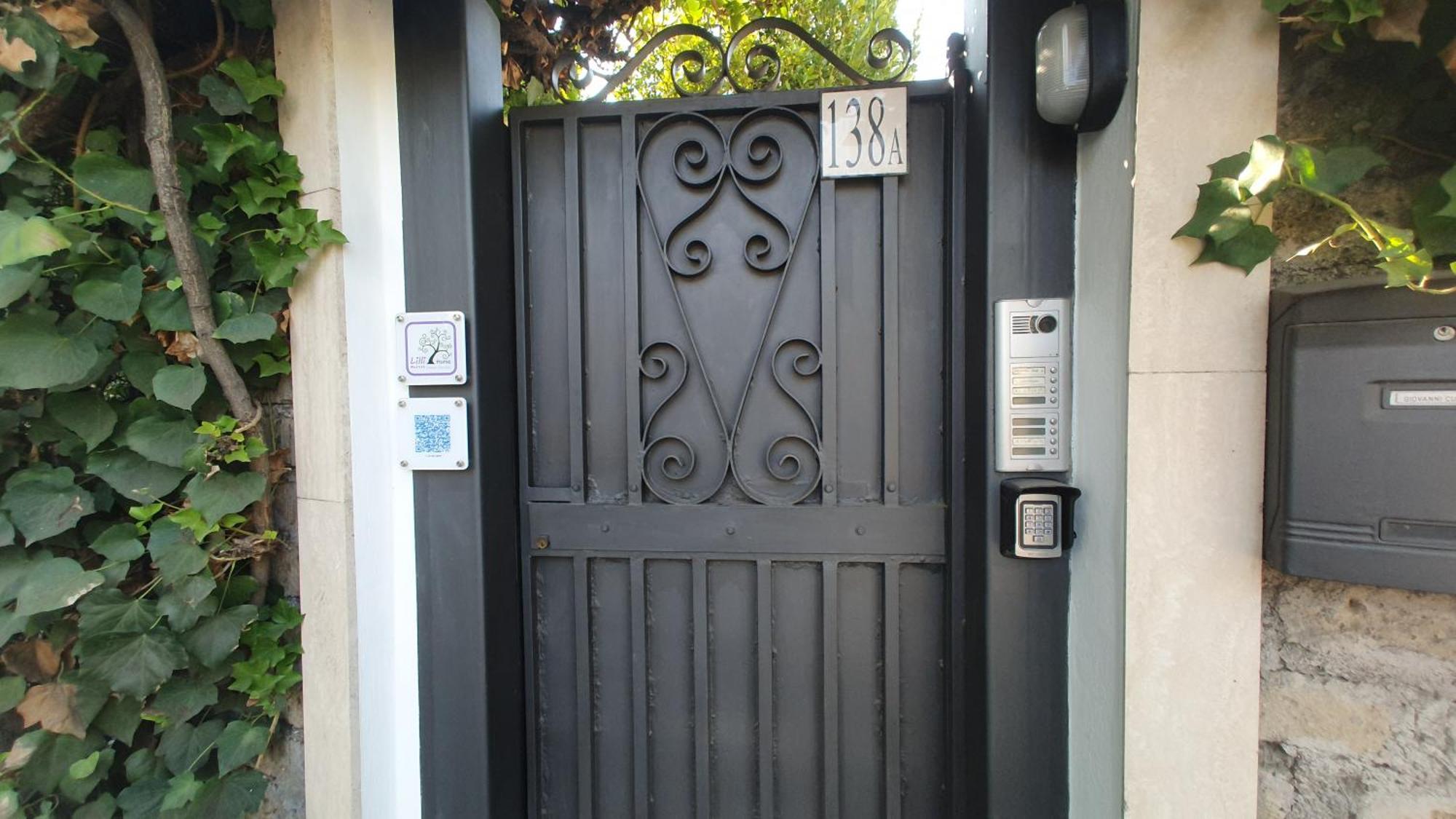 Lilli Urban Garden - Private Garden And Reserved Free Parking In Detached House Surrounded By The Greenery Of * Roma