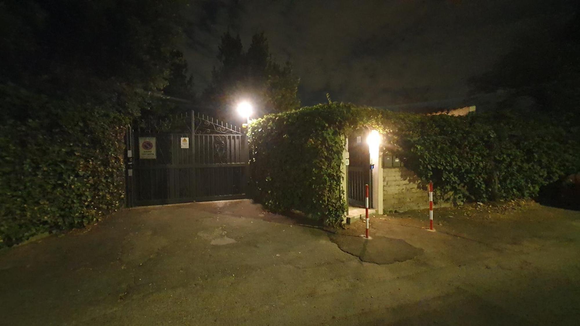 Lilli Urban Garden - Private Garden And Reserved Free Parking In Detached House Surrounded By The Greenery Of Appartamento Roma