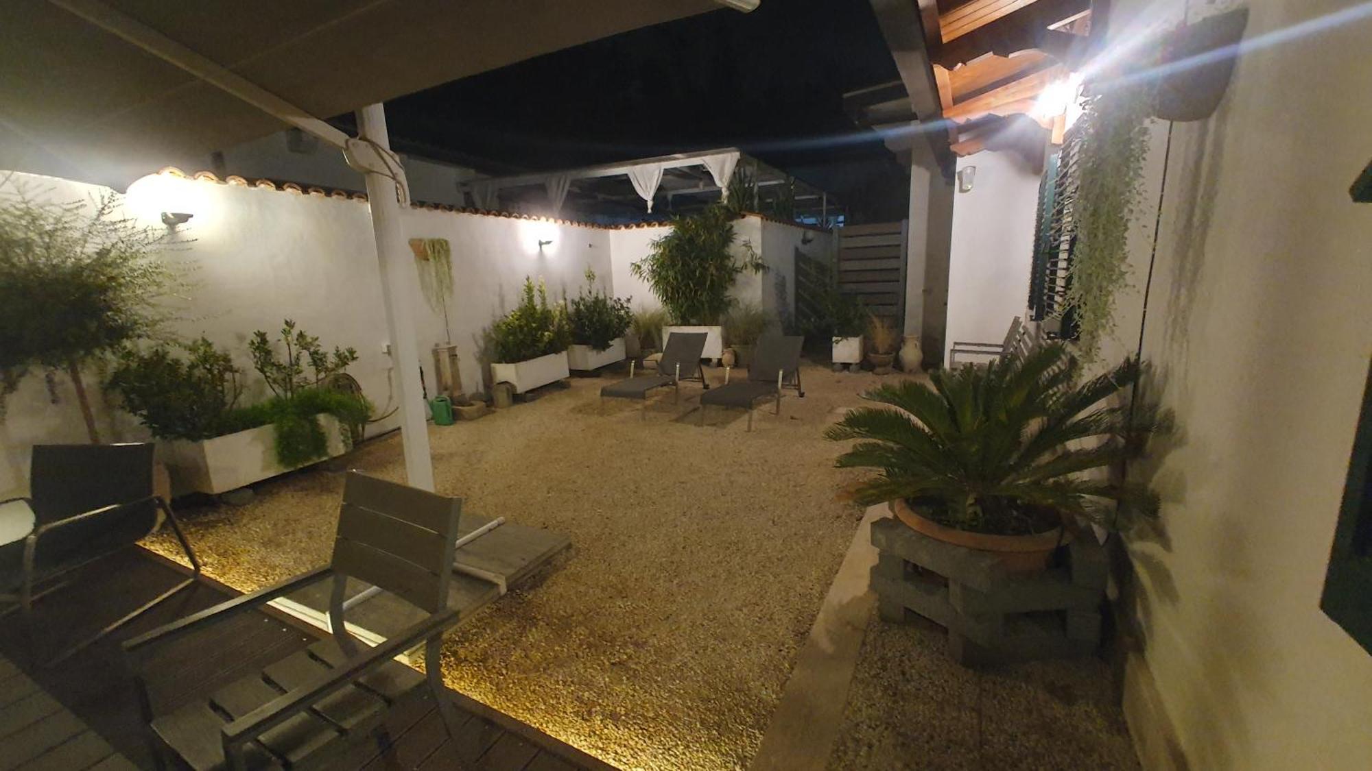 Lilli Urban Garden - Private Garden And Reserved Free Parking In Detached House Surrounded By The Greenery Of Appartamento *